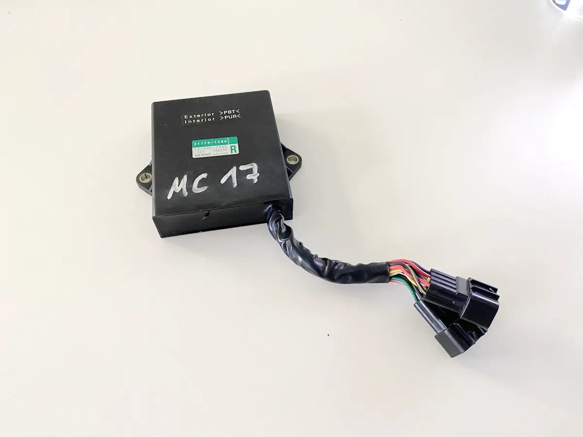 KAWASAKI ZZR 1100 G ZXT10G CDI Zündbox Steuerteil Steuergerät Blackbox