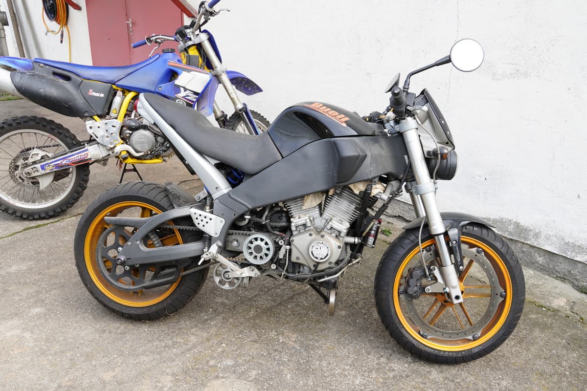 Ankauf (Suche) Unfallmotorräder Defektmotorräder Motorschaden Totalschaden Bikes