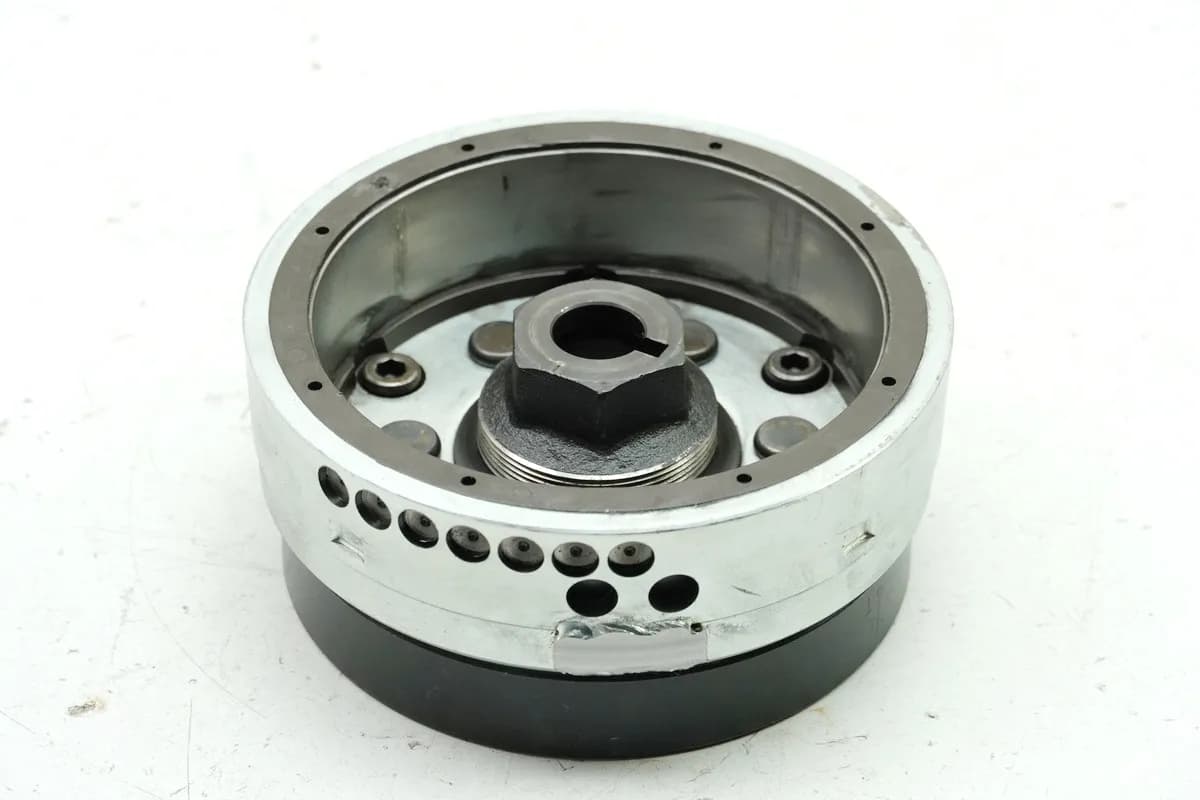SUZUKI LS 650 NP41A/ B SAVAGE Lima Rotor Polrad Lichtmaschine Freilauf Anlasser