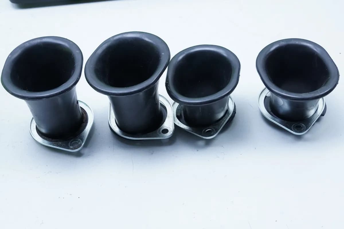 KAWASAKI ZZR 500 ZX500C Ansauggummis Satz Stutzen Vergaser - Airbox