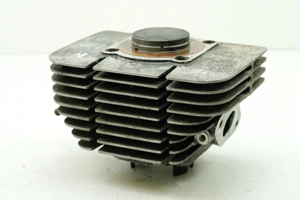 YAMAHA DS7 250 Zylinder 1. links + Kolben (für Motor)