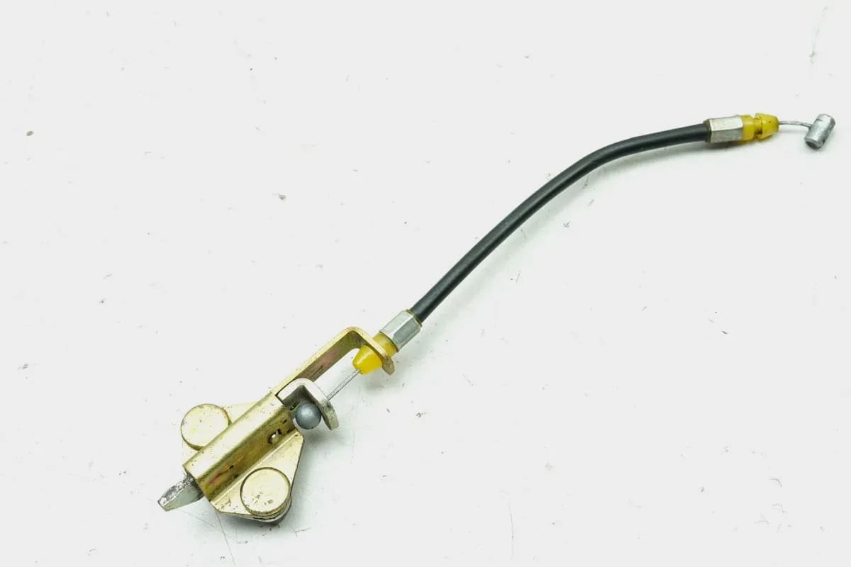 SUZUKI GSX 750 AE INAZUMA Verriegelung Sitzbank Öffner Verschluß Seilzug