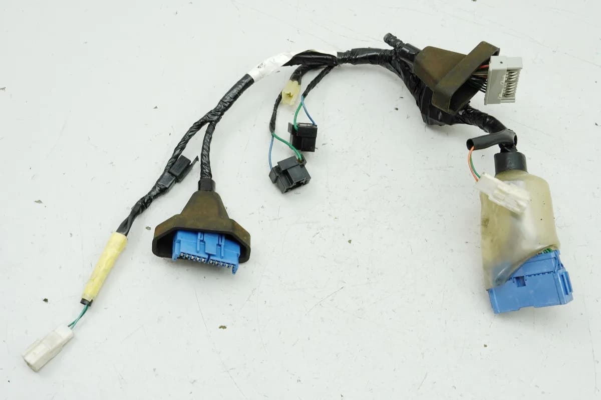 HONDA CBR 1100 XX SC35 Kabelbaum Tacho Cockpit Scheinwerfer 32102-MAT-E00