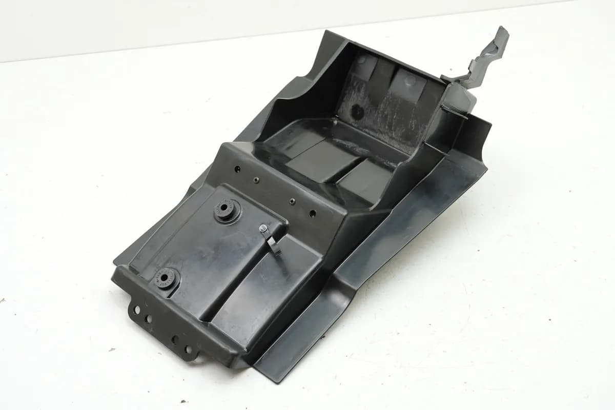 KAWASAKI ER 5 ER500A Batteriekasten Batteriefach Kotflügel Fender 35023-1548