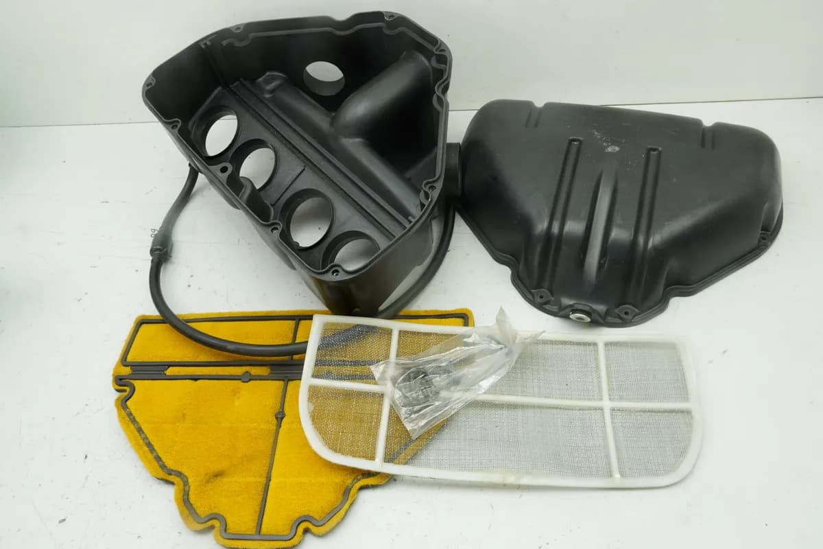 YAMAHA YZF 600 4TV THUNDERCAT Airbox Luftfilterkasten Luftfiltergehäuse