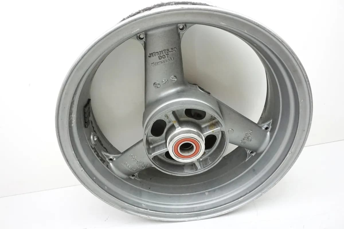KAWASAKI ZX-9R ZX900B Felge hinten Hinterrad Wheel J 17 x MT 5.50 - R 1284