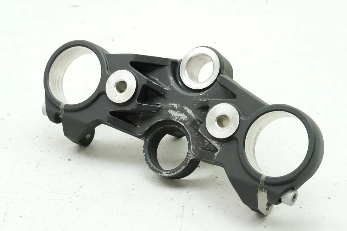 YAMAHA MT 125 A RE11 (RE29) Gabelbrücke oben (für Gabelholm Tauchrohr)