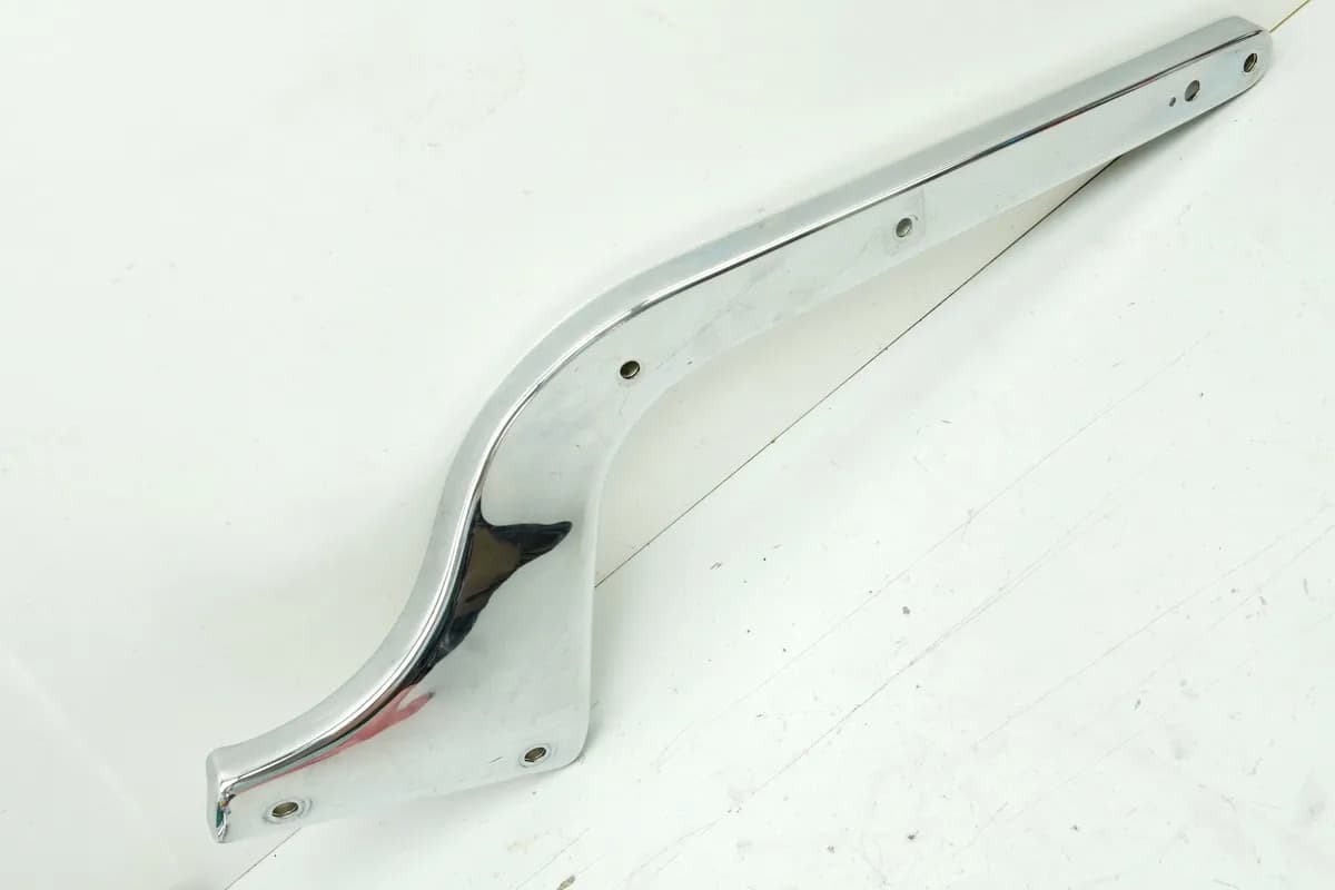 KAWASAKI VN 800 VN800A B CLASSIC Halterung Kotflügel links Strebe Halter Träger