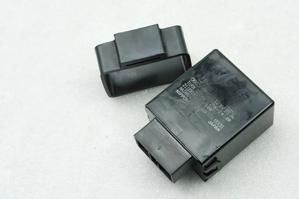 YAMAHA XV 535 VIRAGO 2YL Blinkrelais 47G-41 Blinkgeber Blinkerrelais