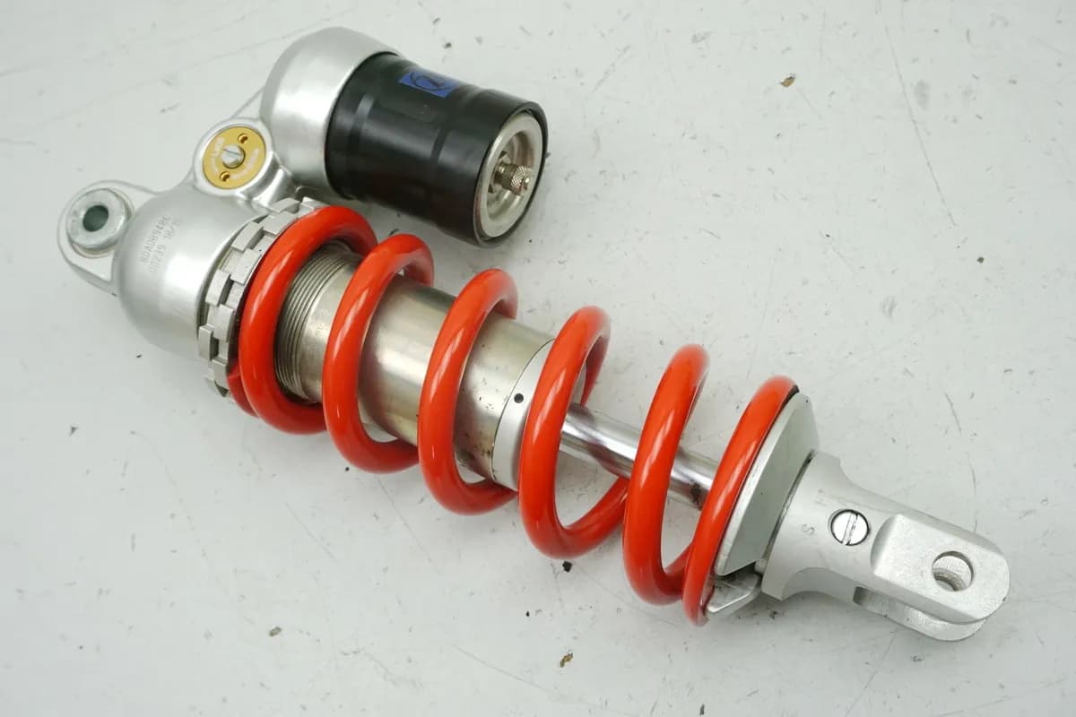 MV AGUSTA BRUTALE 800 DRAGSTER RR B322BB Federbein Stoßdämpfer Shock Absorber