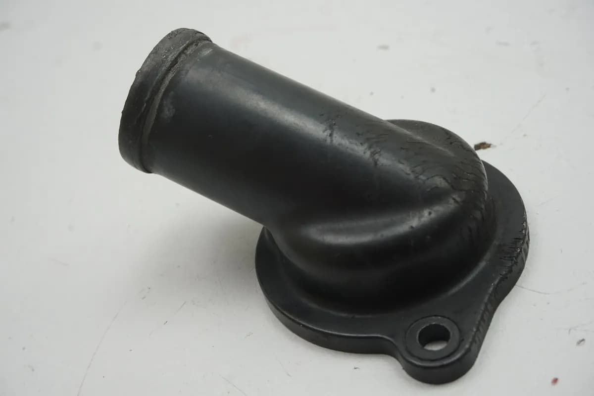 MV AGUSTA BRUTALE 800 DRAGSTER RR B322BB Thermostatgehäuse Anschluß Flansch