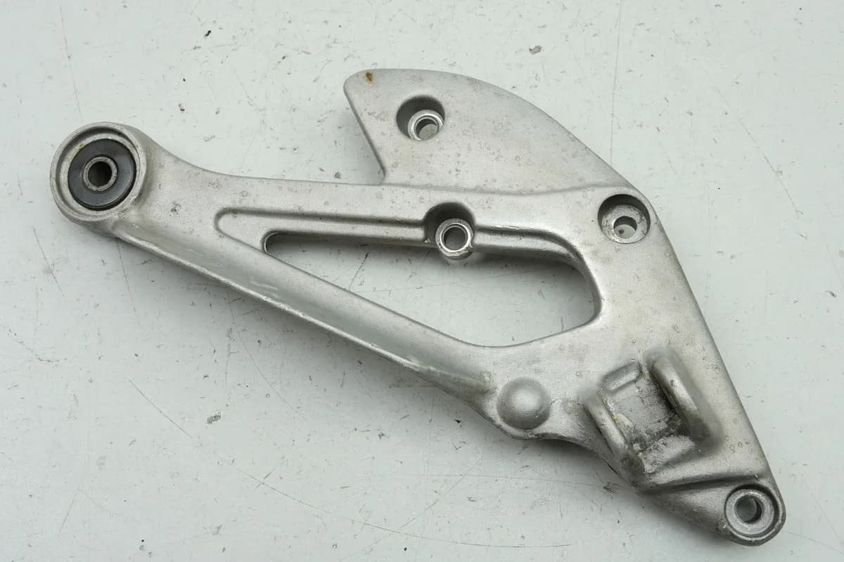 YAMAHA XJ 600 S 4BRA DIVERSION Fußrastenplatte Fahrer rechts Halter Träger