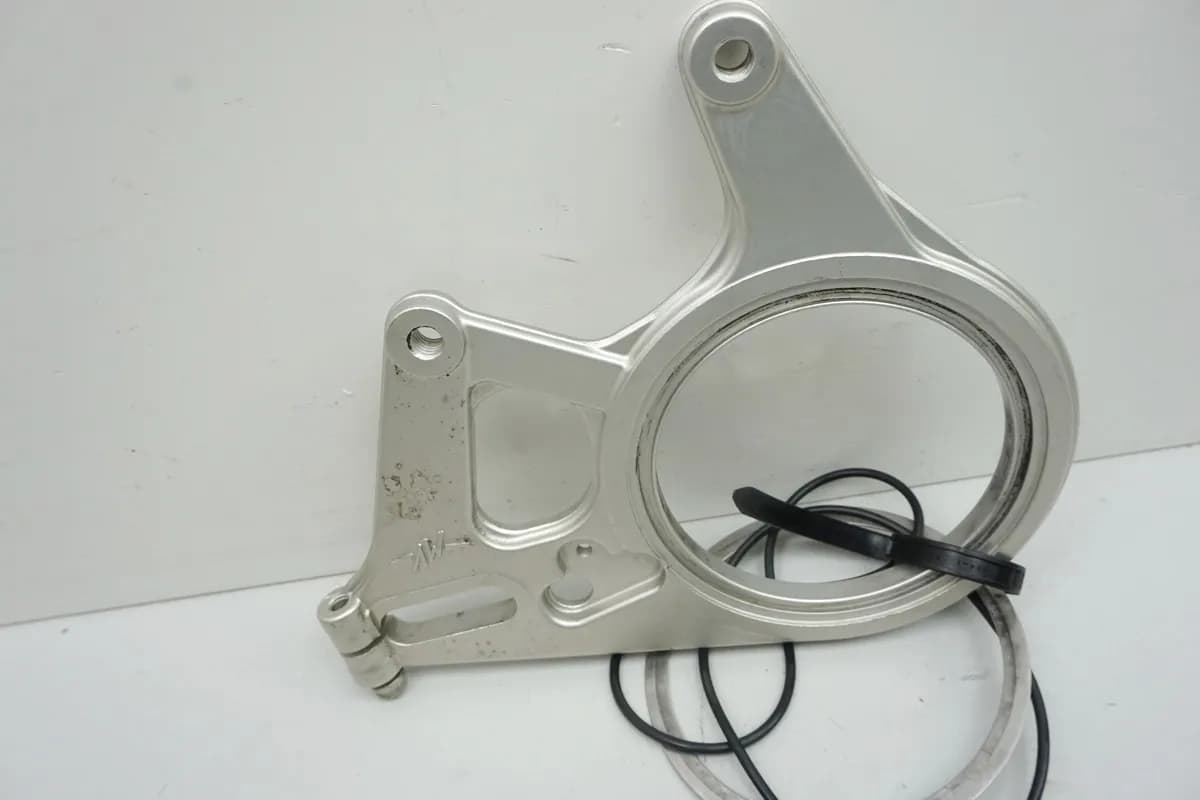 MV AGUSTA BRUTALE 800 DRAGSTER RR B322BB Ankerplatte Halter Bremssattel hinten