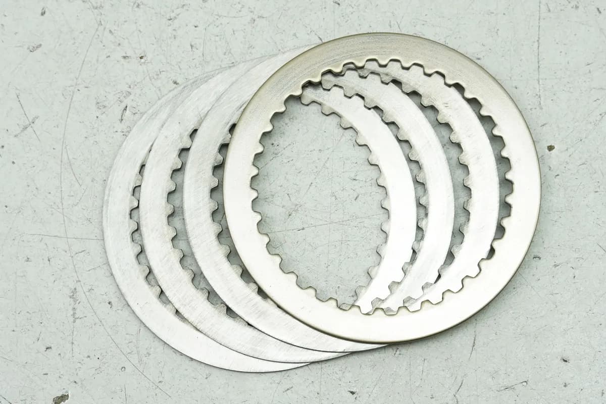 YAMAHA MT 125 A RE11 (RE29) Stahlscheibe Kupplung Metallscheiben