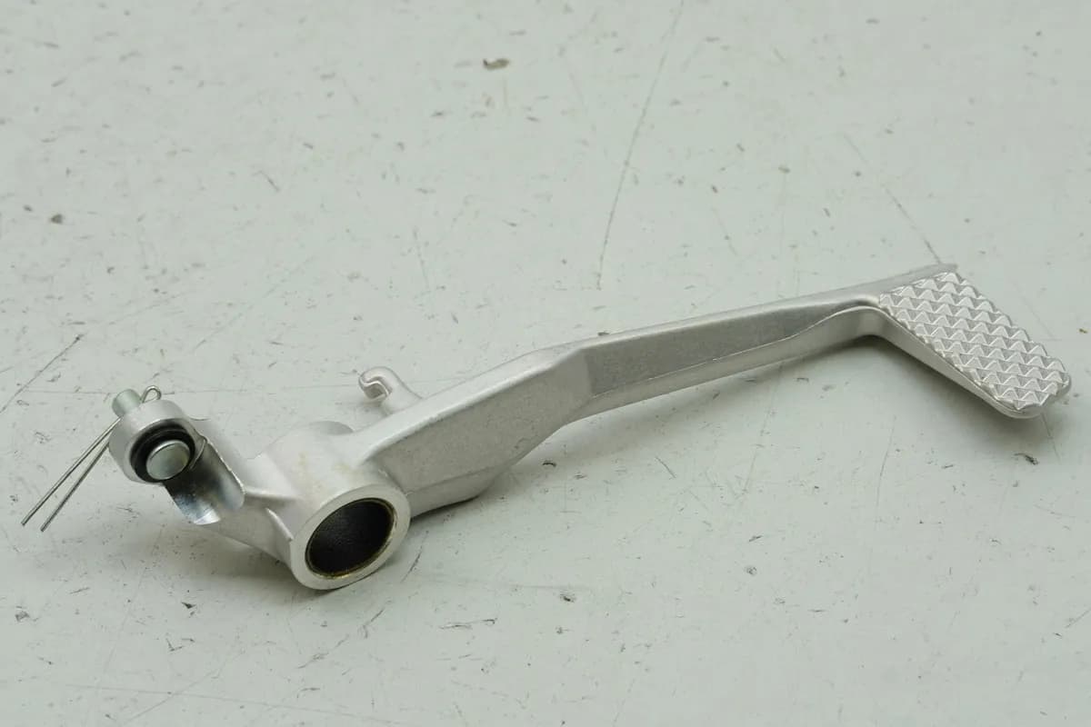 YAMAHA YZF R6 RJ11 RJ15 RJ27 Bremspedal III Fußbremspedal Bremshebel