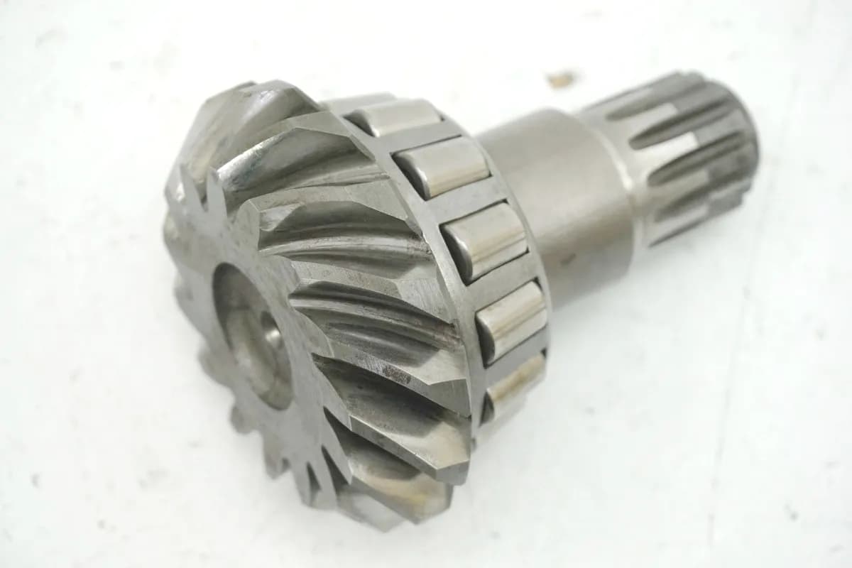 KAWASAKI VN 1500 CLASSIC TOURER VNT 50G Kegelrad Getriebe Winkeltrieb --> Kardan