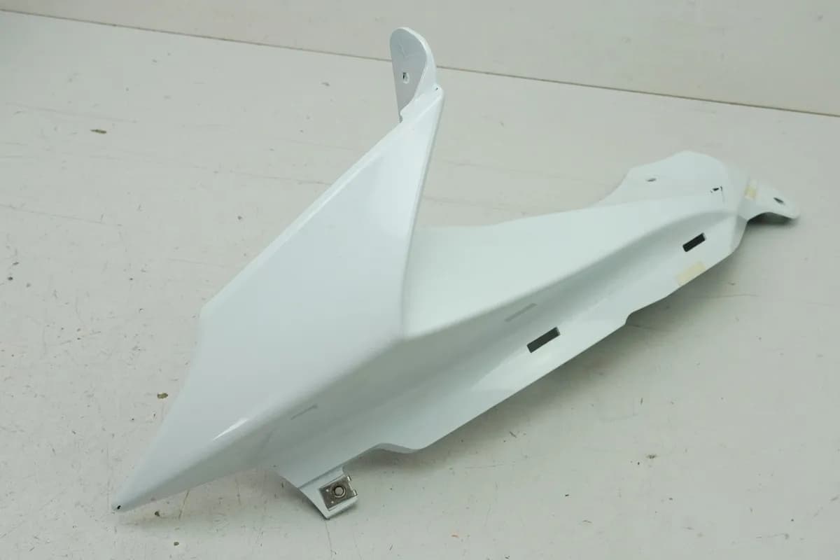 SUZUKI GSXR 750 WVCW K8 K9 L0 600 Frontverkleidung links oben Abdeckung Oberteil