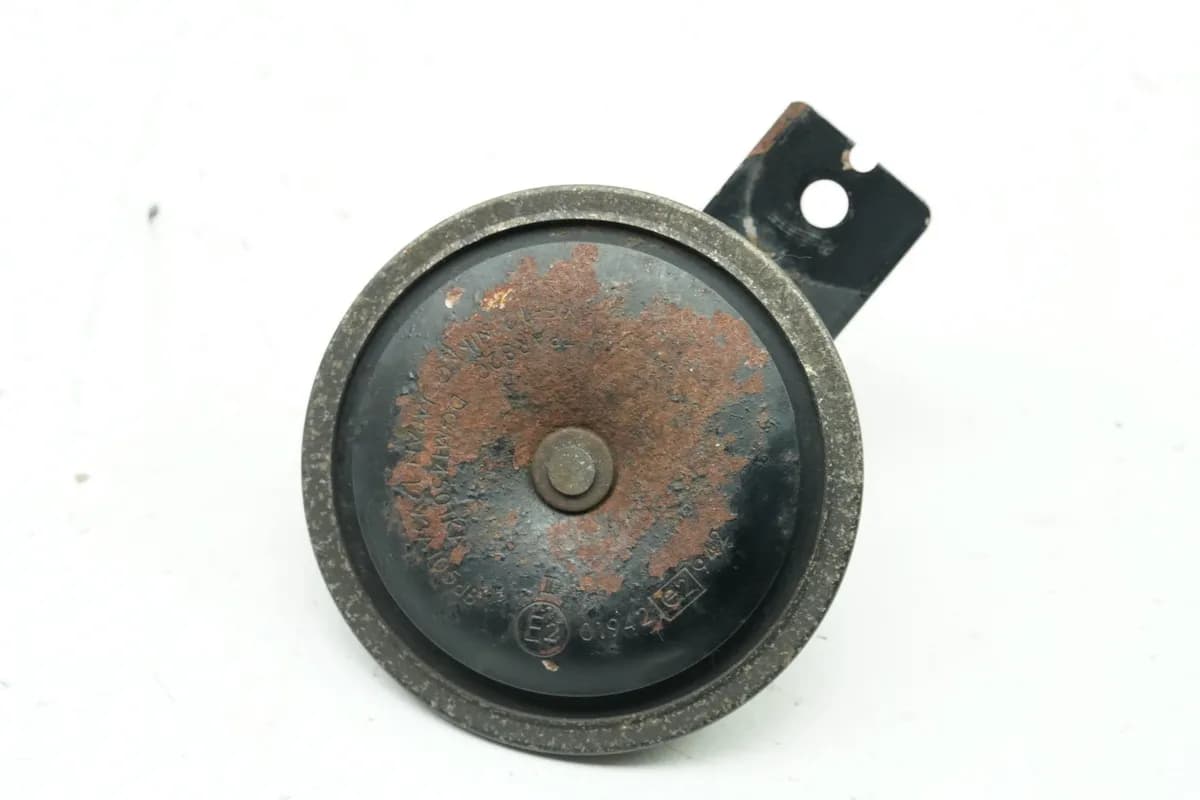 YAMAHA FZS 600 RJ02 FAZER Hupe Horn Signalhorn