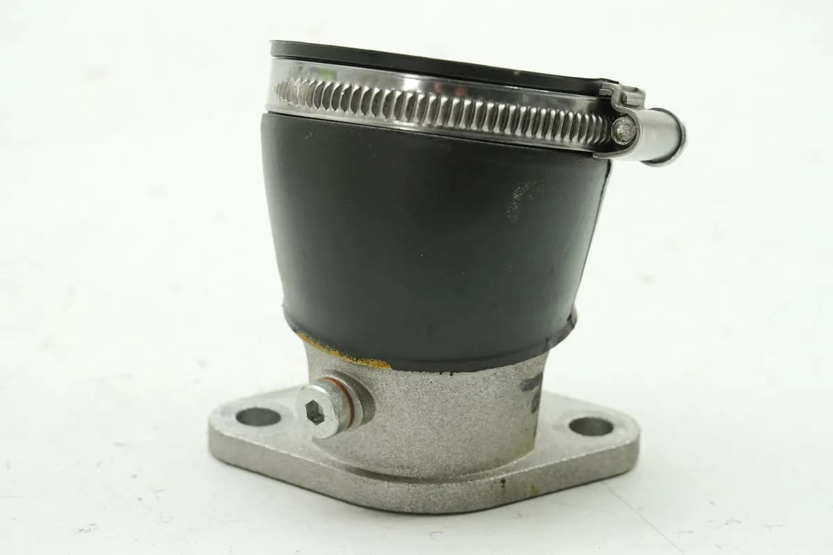 DUCATI MONSTER 696 ABS M5 Ansaugstutzen hinten Gummi (für Motor) NUR 1626 km