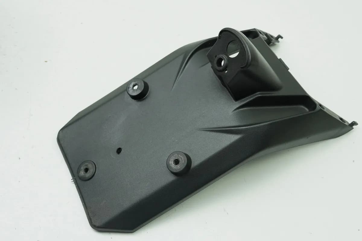 Aprilia Pegaso 650 Strada Kennzeichenhalter Kotflügel hinten Radlauf Fender