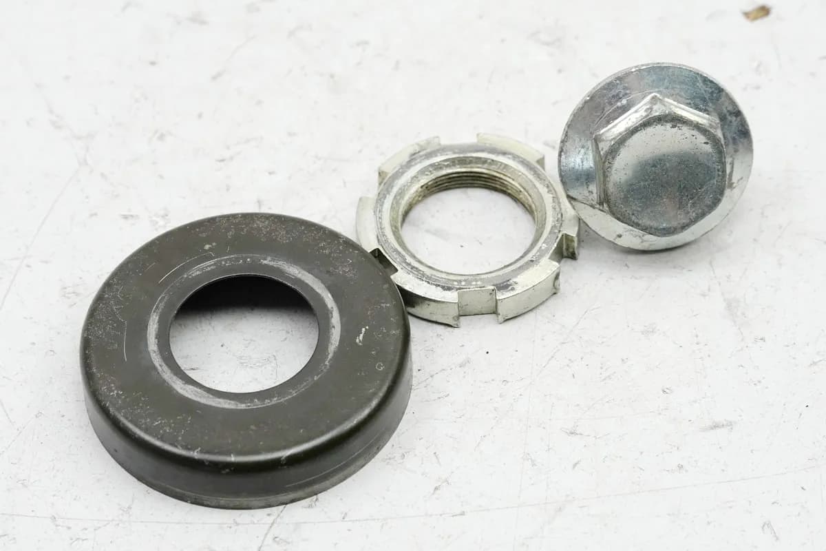 YAMAHA XV 535 VIRAGO 2YL Mutter Sicherung Lenkkopf Schraube Gabelbrücke