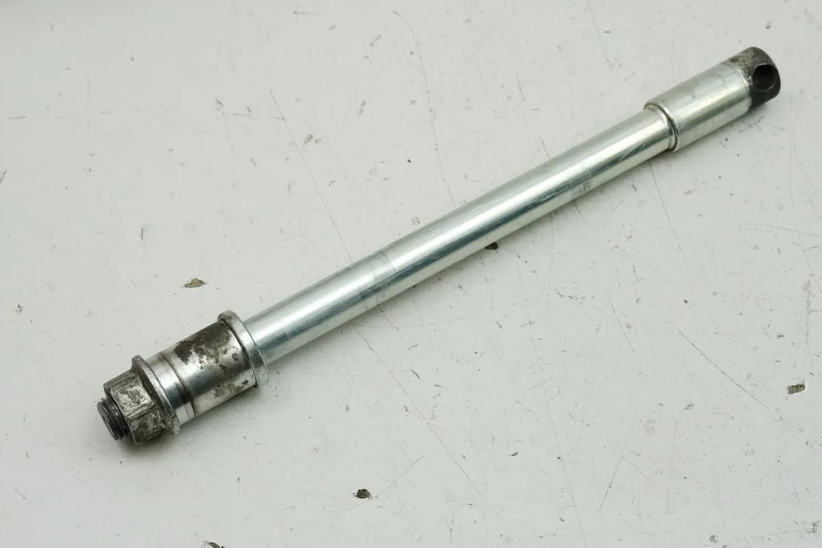 Kawasaki EL 252 EL 250B Eliminator Steckachse vorn Distanzhülsen Achse Felge