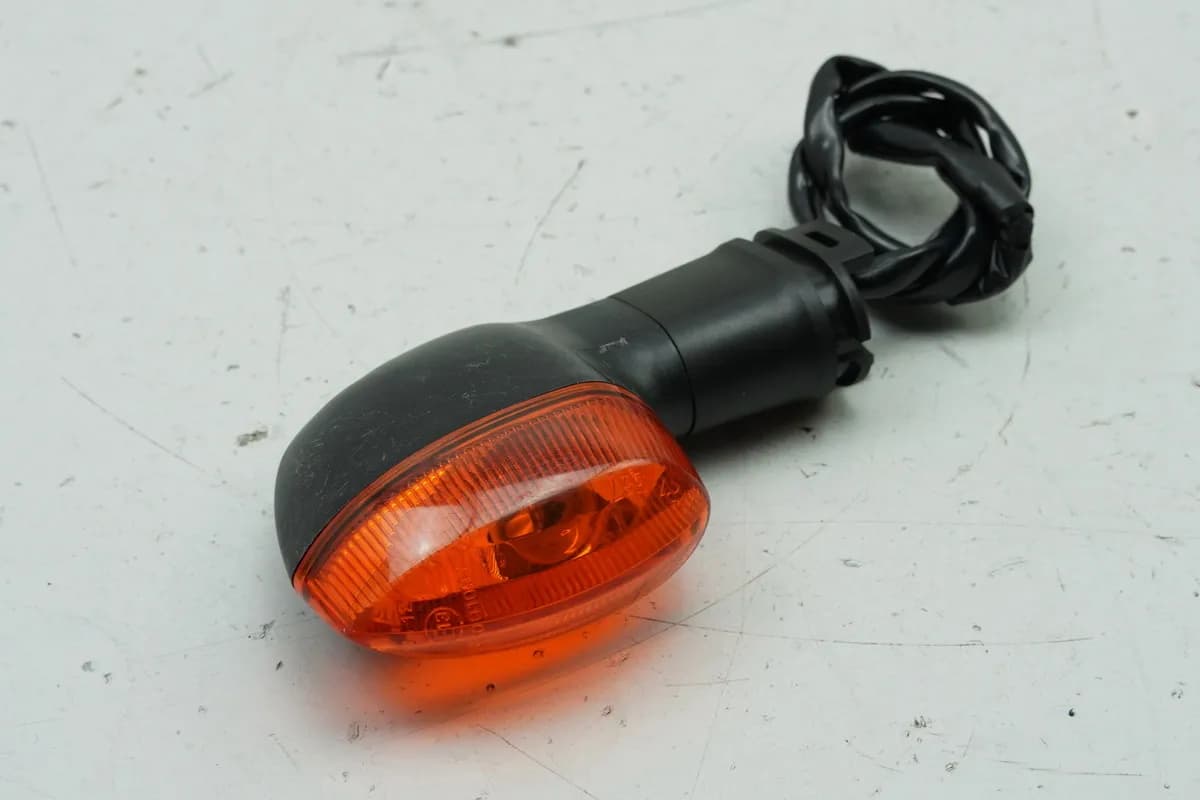 YAMAHA YZF R6 RJ11 Blinker links hinten original Turn Signal 2C0-83330-00-00