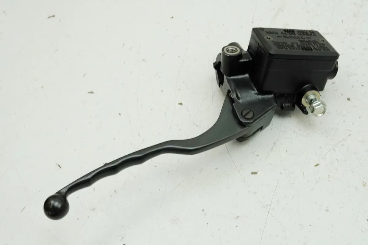 Kawasaki EL 252 EL 250 B Eliminator Bremszylinder vorn Bremspumpe Bremshebel