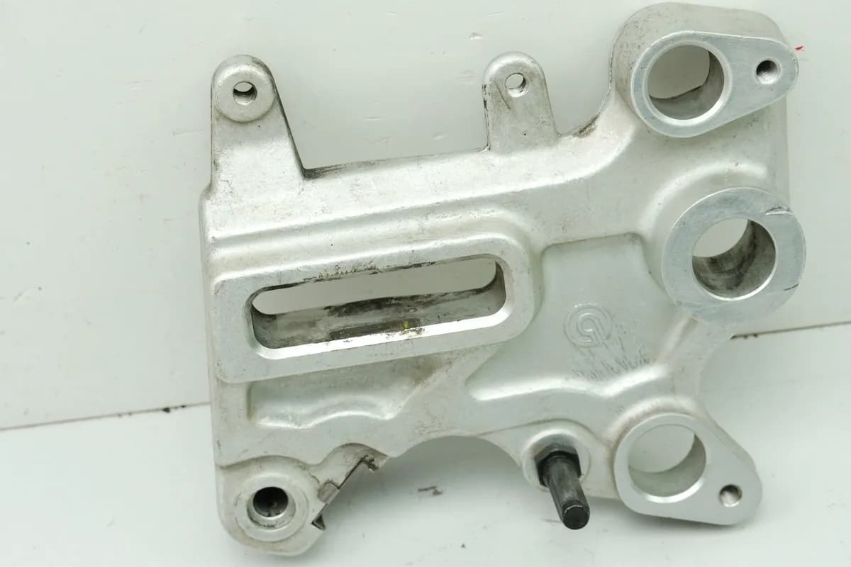 Aprilia Pegaso 650 660 Strada Ankerplatte Bremssattel hinten Halter Bremsanker