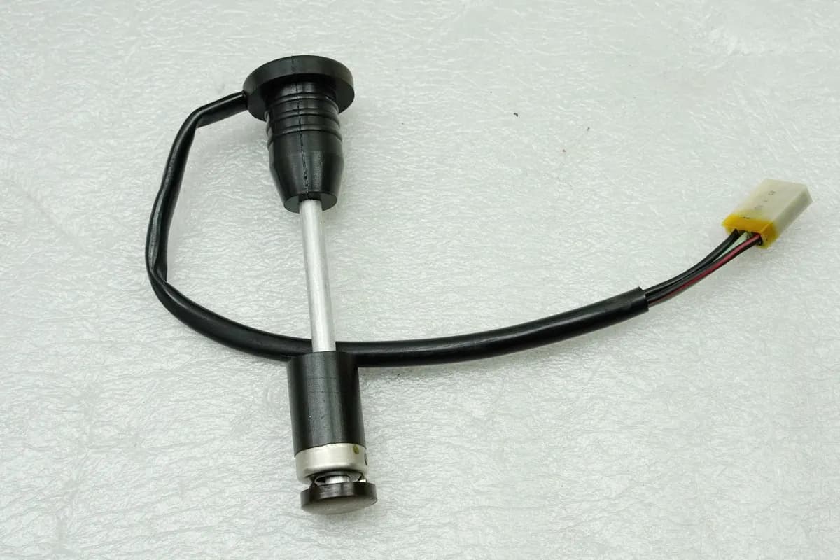 YAMAHA RD 250 1A2 Sensor Ölstand Ölstandsgeber (für Öltank Ölbehälter Cockpit)