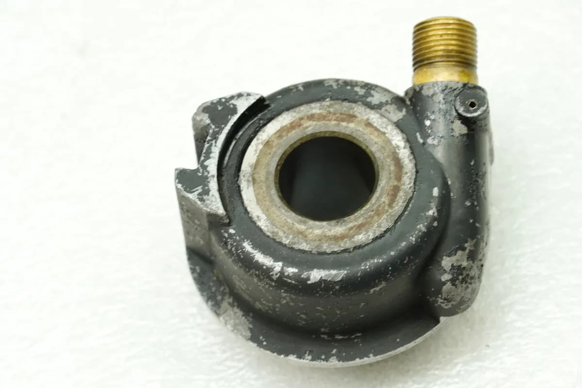 YAMAHA RD 250 1A2 Tachoantrieb original Taschoschnecke für Felge Vorderrad Tacho