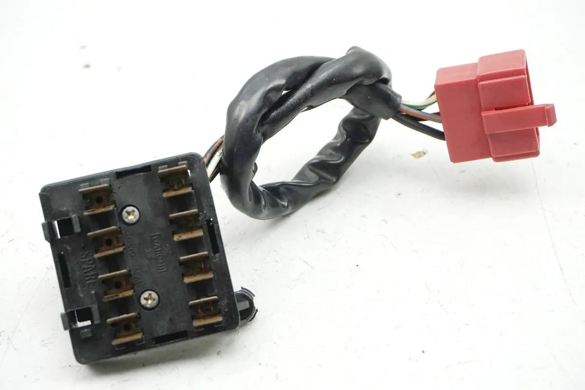 HONDA GL 500 PC02 SILVER WING Sicherungskasten Sicherungsbox Fuse Box