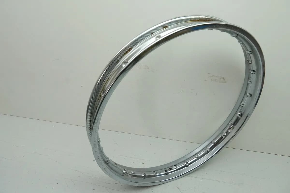 YAMAHA XV 250 2UJ VIRAGO Felgenkranz J 18 x MT 1.60 vorn Felge Vorderrad original