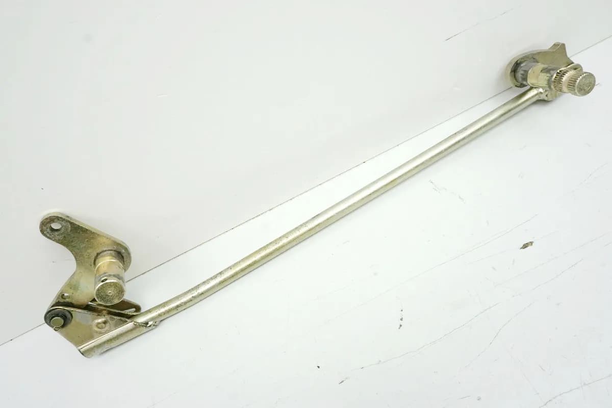 DAELIM VL 125 FI DAYSTAR BA1 Bremsgestänge Bremsstrebe Halter Bremspedal Hebel