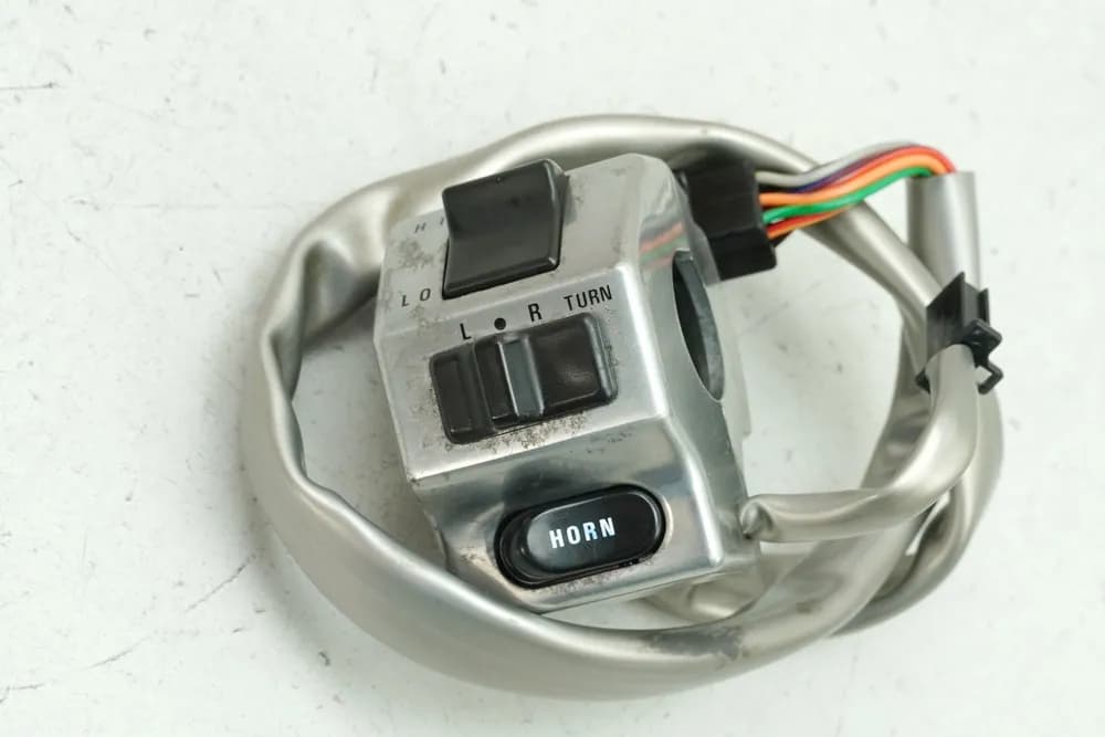 KAWASAKI EN 500 EN 500 A Lenkerschalter links Schalter Blinker Kombischalter