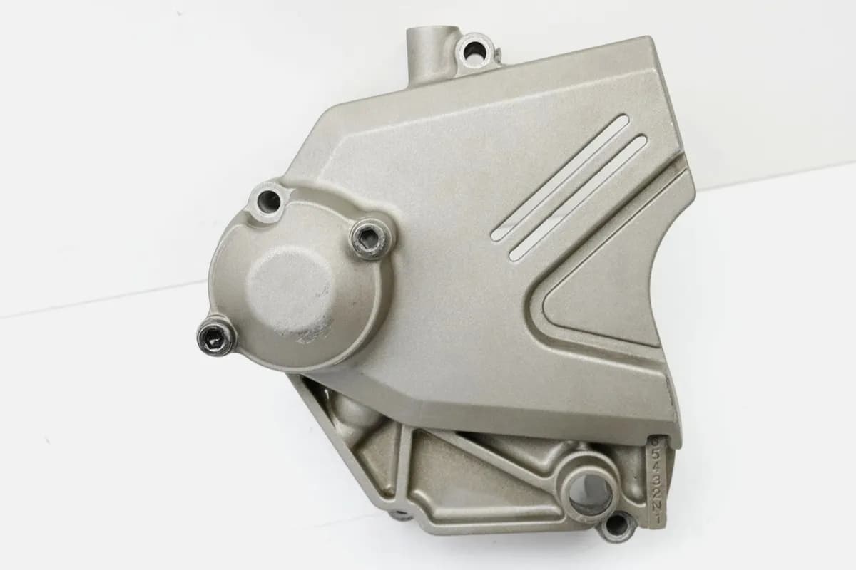 SUZUKI GSF 400 GK75B Bandit Ritzelabdeckung Cover Motor Motordeckel