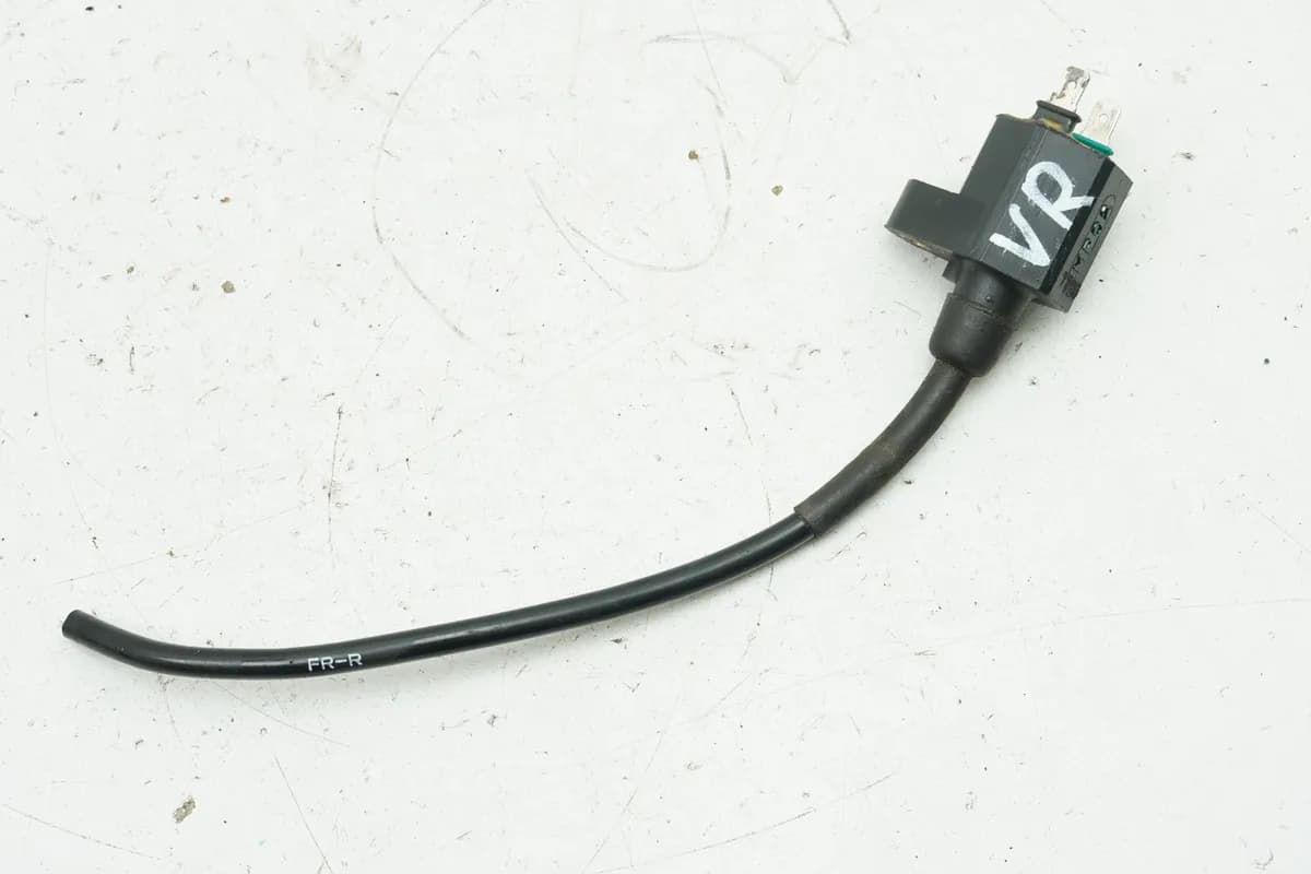 HONDA XL 600 PD06 TRANSALP Zündspule vorn rechts Zündkabel