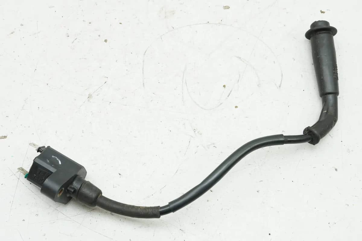 HONDA XL 600 PD06 TRANSALP Zündspule hinten links Zündkerzenstecker