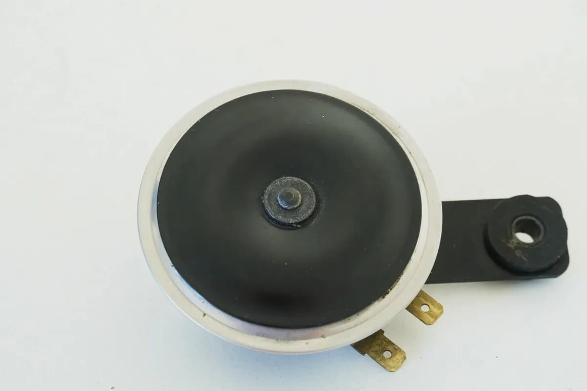 HONDA CBR 125 R JC50 Hupe Horn Signalhorn original erst 7580 km