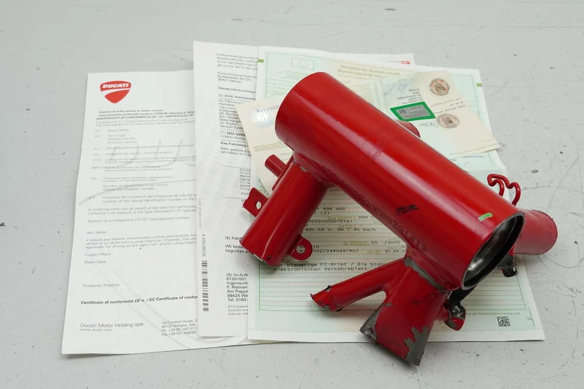 DUCATI MONSTER 696 ABS M5 Rahmen & Brief COC Rahmenkopf Dokumente Typenschild