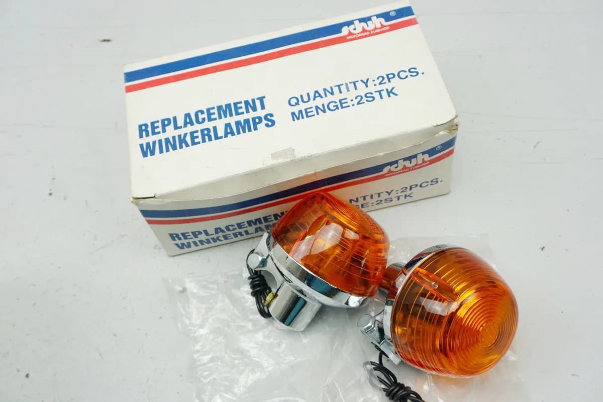 Blinker Set Winklerlamps Turn Signal aus Zubehör für Honda CB XL - NEU