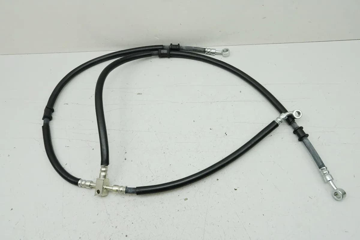 SUZUKI VZR 1800 INTRUDER M1800 Bremsleitung vorn original Bremsschlauch