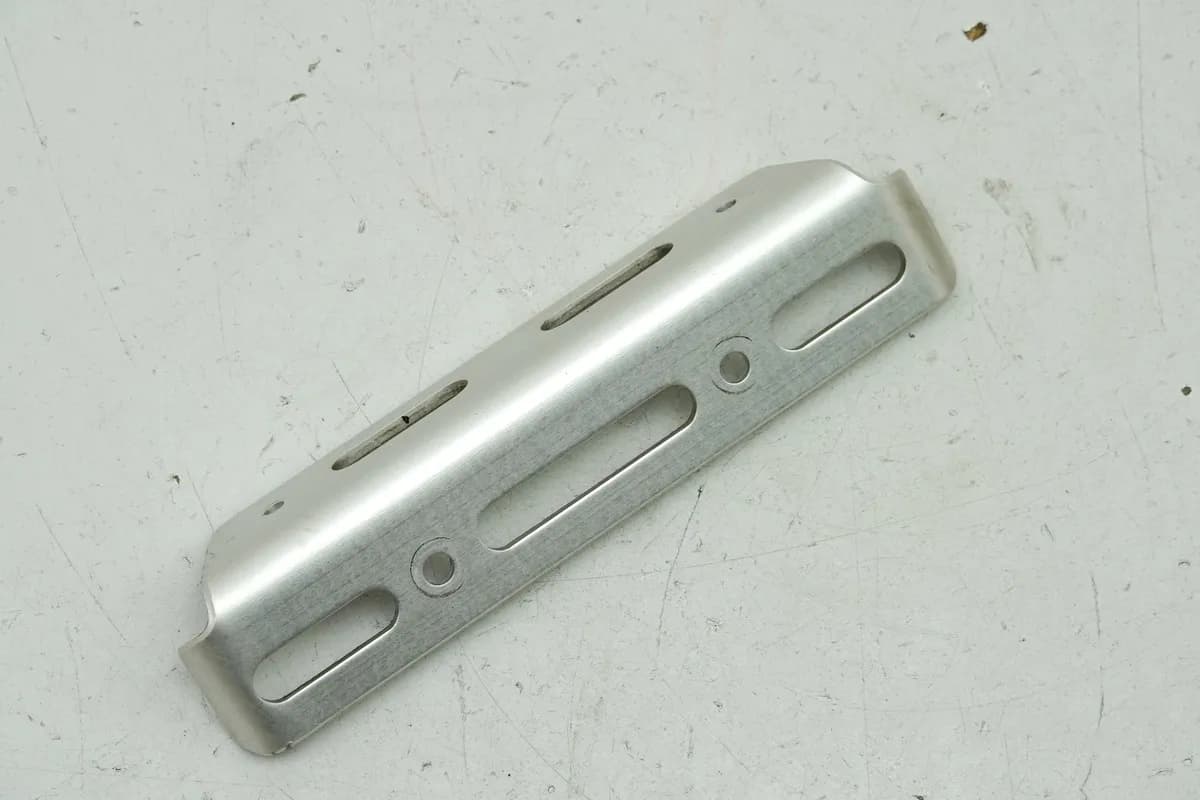 SUZUKI GSF 400 GK75B Bandit Abdeckung Kühler rechts Cover Blende