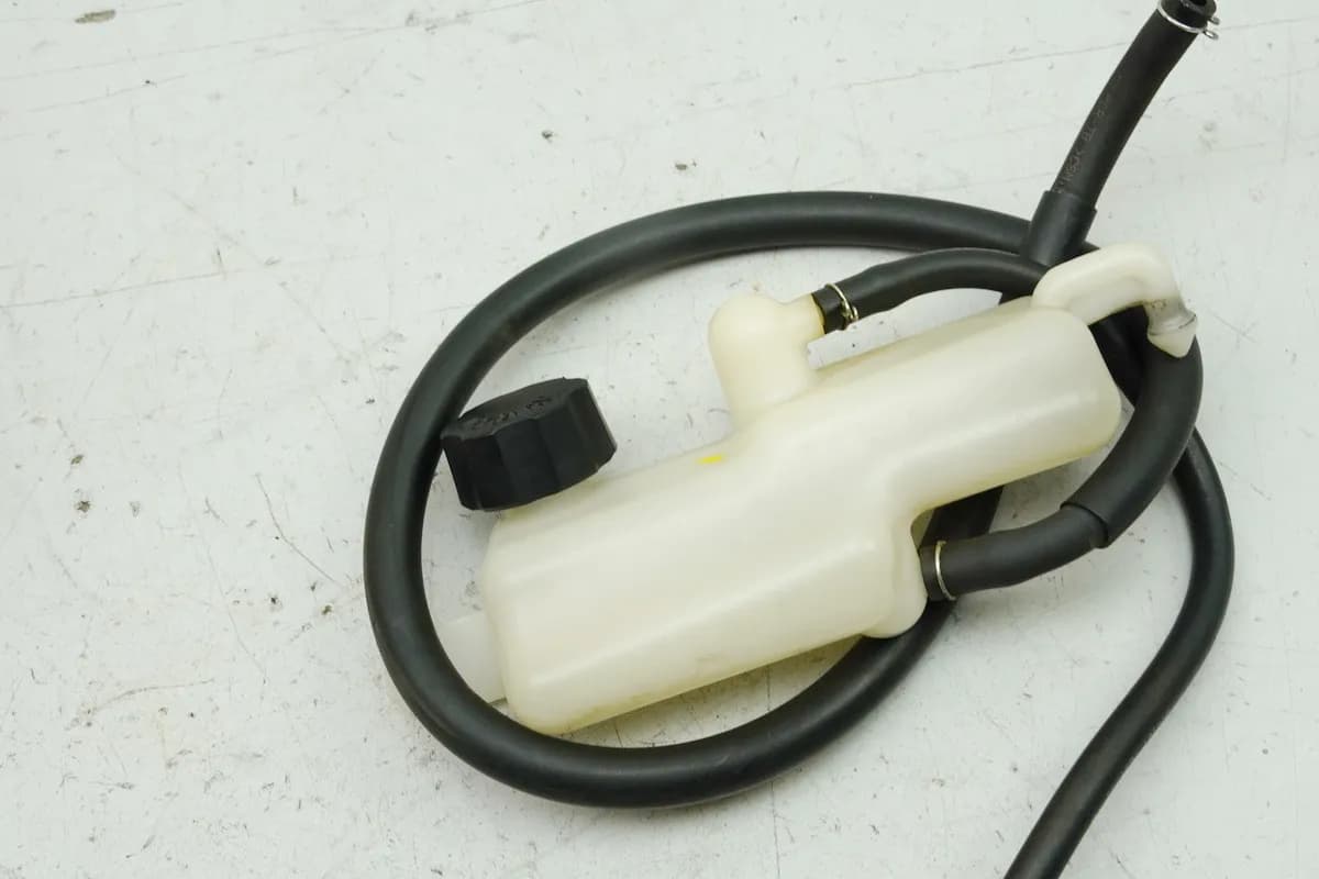 Honda NSS 125 AD JF69 Forza Kühlmittelbehälter Kühler Ausgleichsbehälter Tank