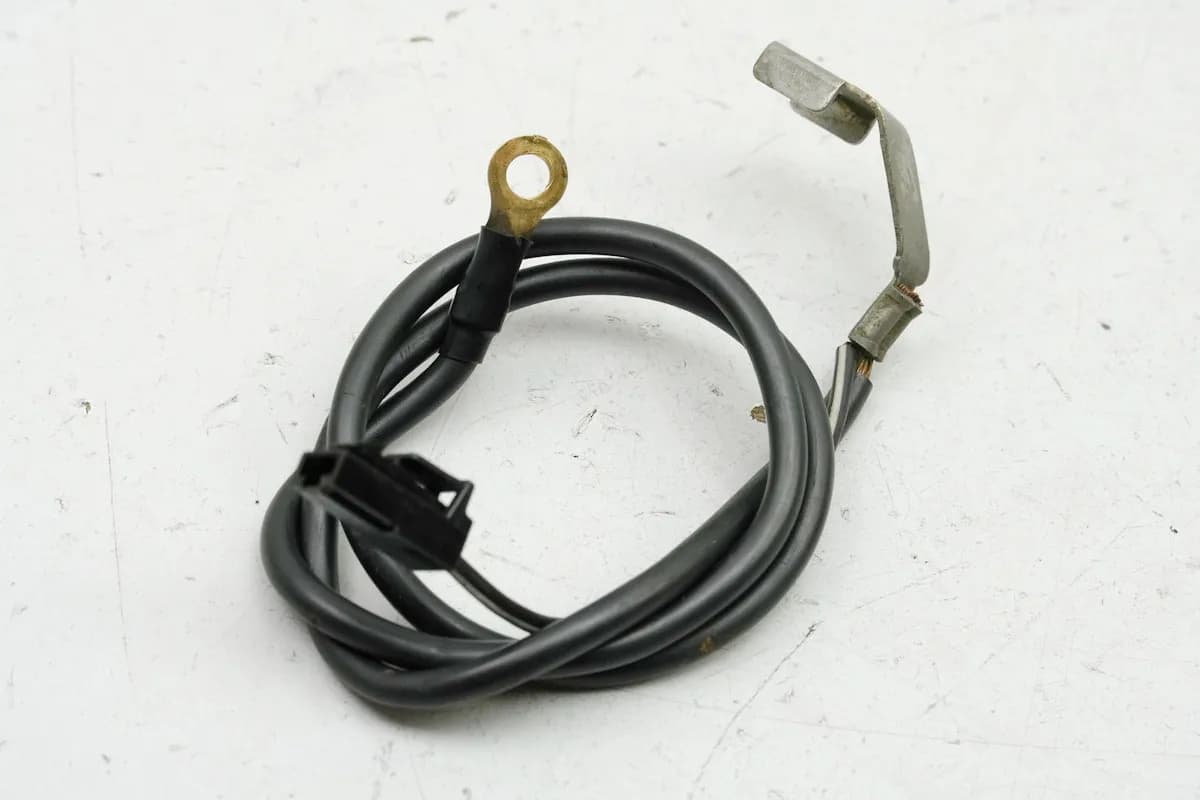 SUZUKI GSF 400 GK75B Bandit Massekabel Minuskabel Kabel