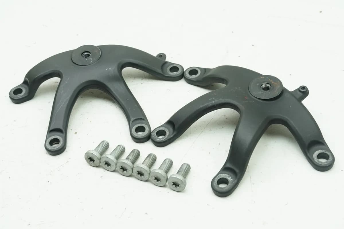 KTM 1290 SUPERDUKE Motorhalterung links rechts Halter Motor Halteplatte Schraube