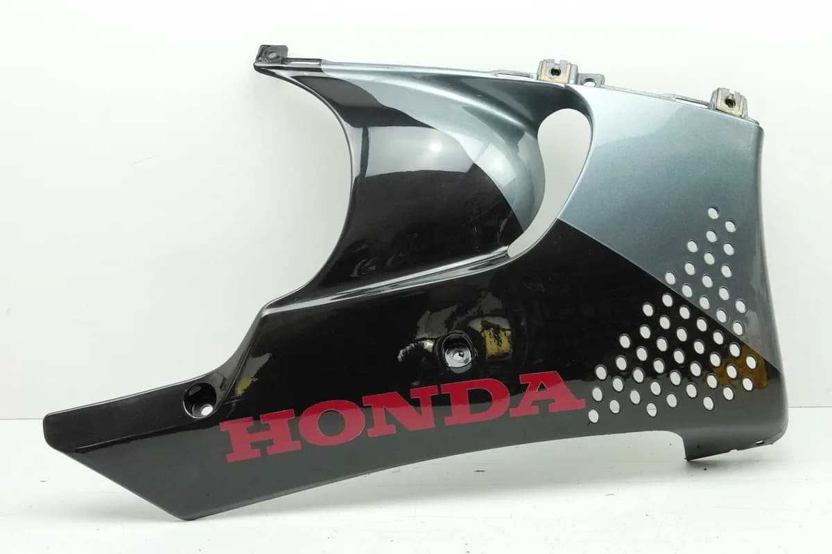Honda CBR 900 SC28 Verkleidung Bug rechts unten Abdeckung Cover Bugspoiler 94-95