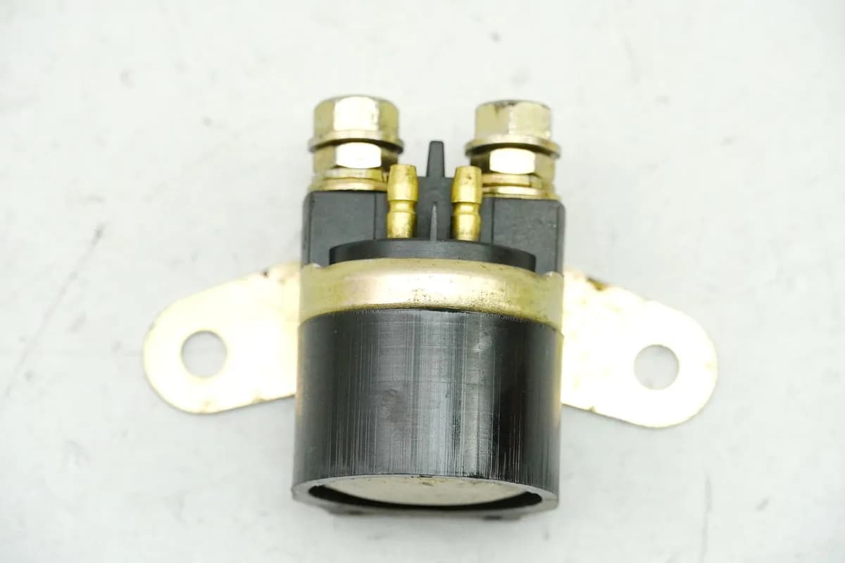 SUZUKI GSF 400 GK75B Bandit Starterrelais Relais Anlasser