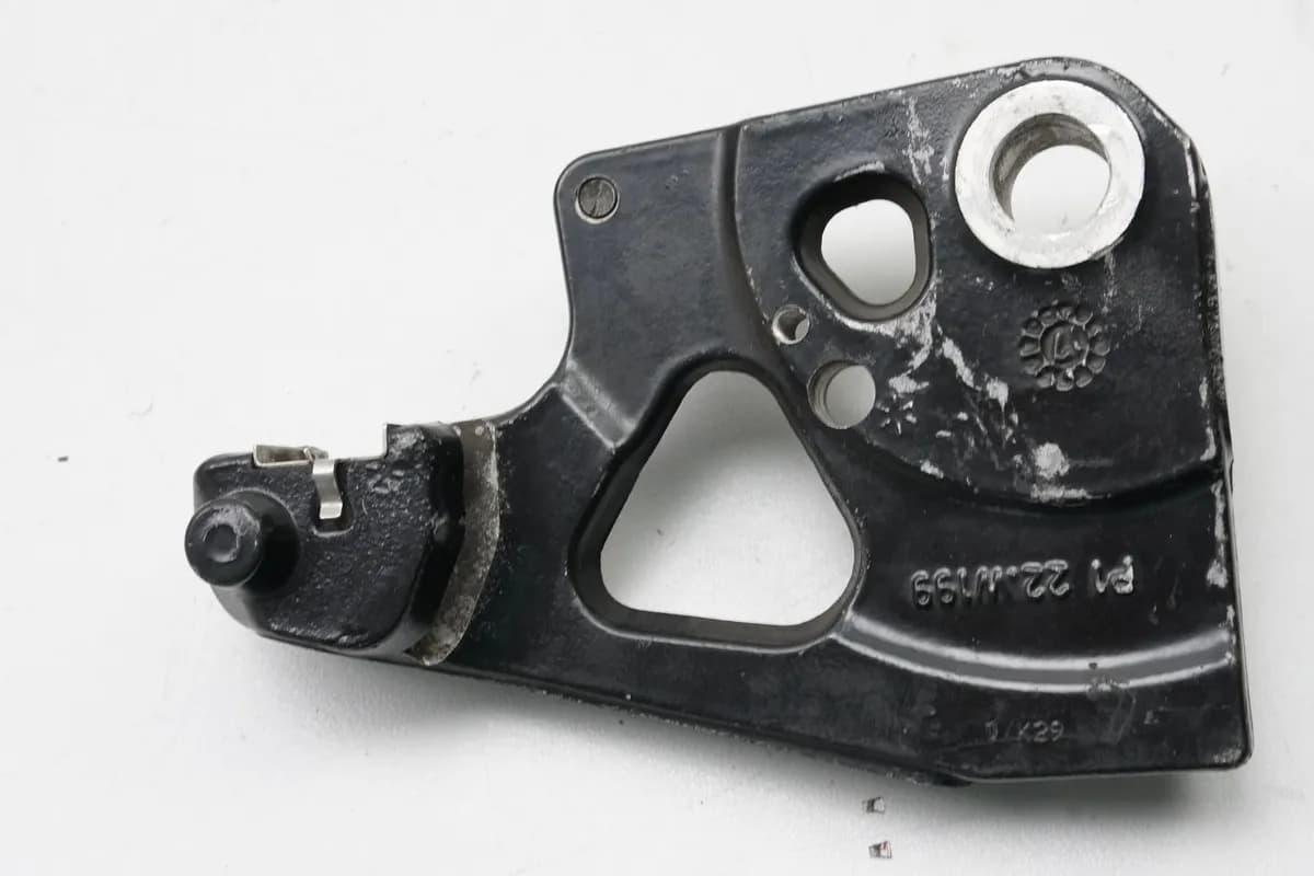 Royal Enfield Himalayan Ankerplatte Bremssattel hinten Halter Bremszange