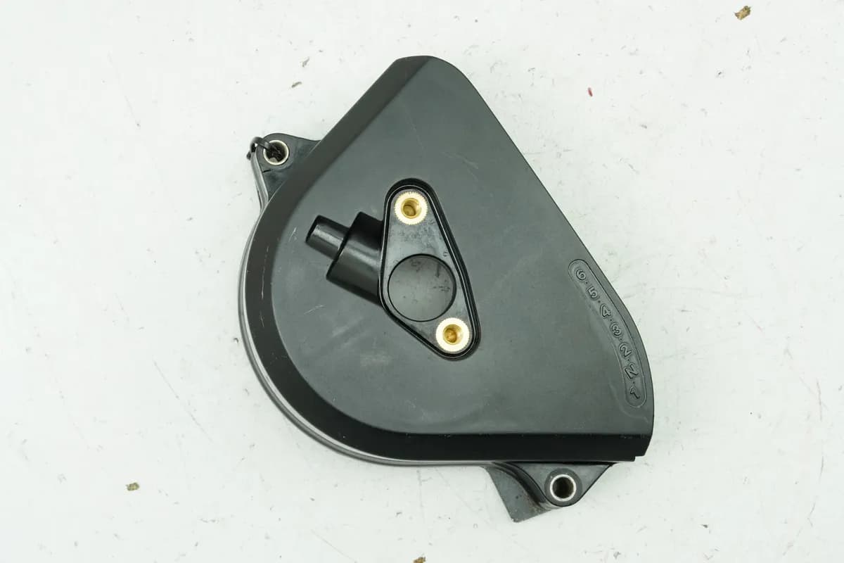 Honda CBR 900 SC28 SC33 Ritzelabdeckung Cover Motor Motordeckel Blende 94-97